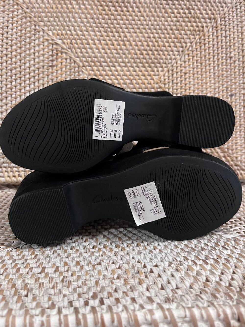 Clarks Collection Giselle Beach Black/Black Suede Wedge Platform Sandal 6 - Picture 11 of 14